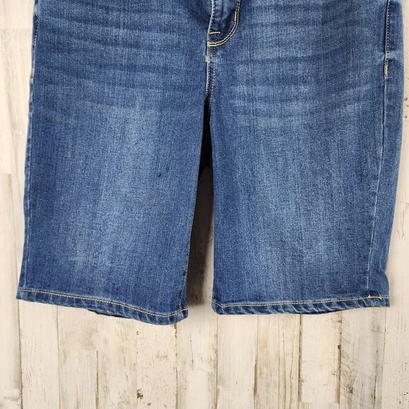 Seven 7 Sunset Bermuda Jean Shorts Blue Size 8 - Picture 9 of 9